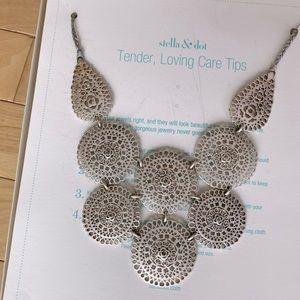 Stella & Dot statement bib necklace